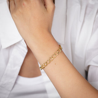 9ct Yellow Gold Diamond Cut Hollow 21cm Curb Bracelet