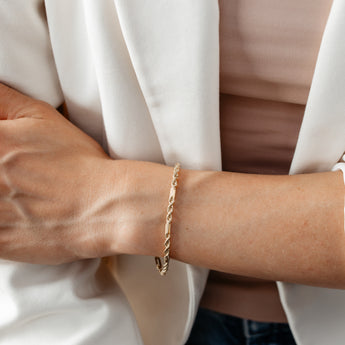 50 Gauge Hollow Dicut Figarope 18cm Bracelet in 9ct Yellow Gold