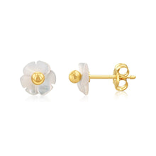 Load image into Gallery viewer, 9ct Yellow Gold 6mm Mother Of Pearl Flower Stud Earrings