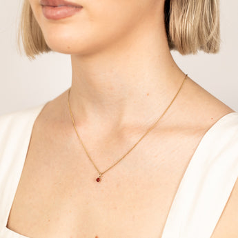4mm Brilliant Cut 0.33Ct Garnet Pendant in 9ct Yellow