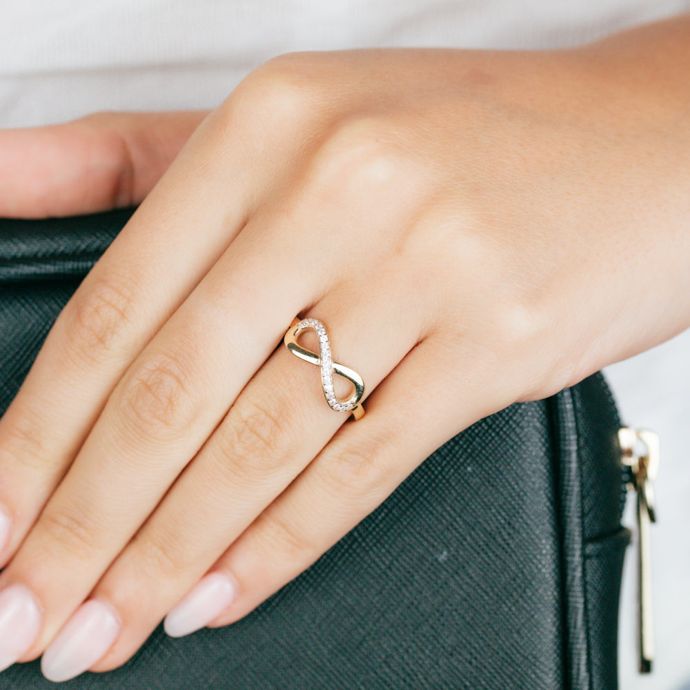Infinito Ring Cubic Zirconia Infinity Ring in 9ct Yellow Gold– Shiels Jewellers