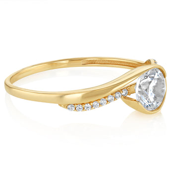 Zirconia Ring in 9ct Yellow Gold
