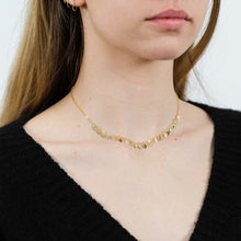Load image into Gallery viewer, 9ct Yellow Gold Silverfilled Small Gold Leaves On 30+7cm Choker Chain