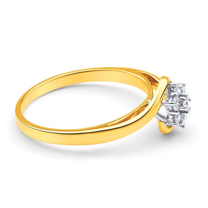 9ct Yellow Gold Diamond Luxurious Ring