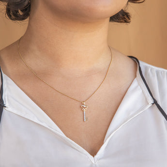 9ct Yellow Gold Diamond Set '21' Key Pendant – Shiels Jewellers