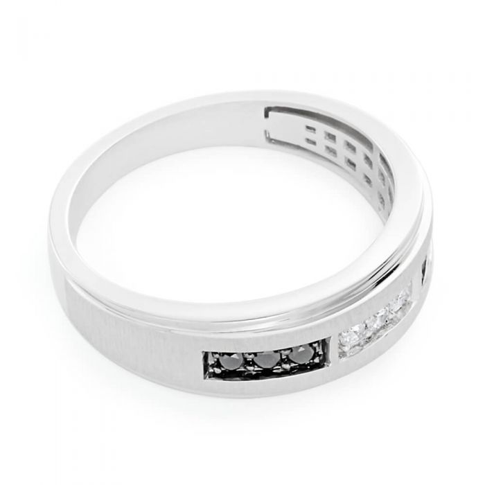 10ct White Gold Black and White Diamond Ring