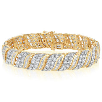 9ct Yellow Gold 10.6 Carat Diamond  18.5cm Bracelet with Brilliants and Baguettes