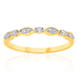 9ct Yellow Gold Diamond Ring With 11 Brilliant Diamonds