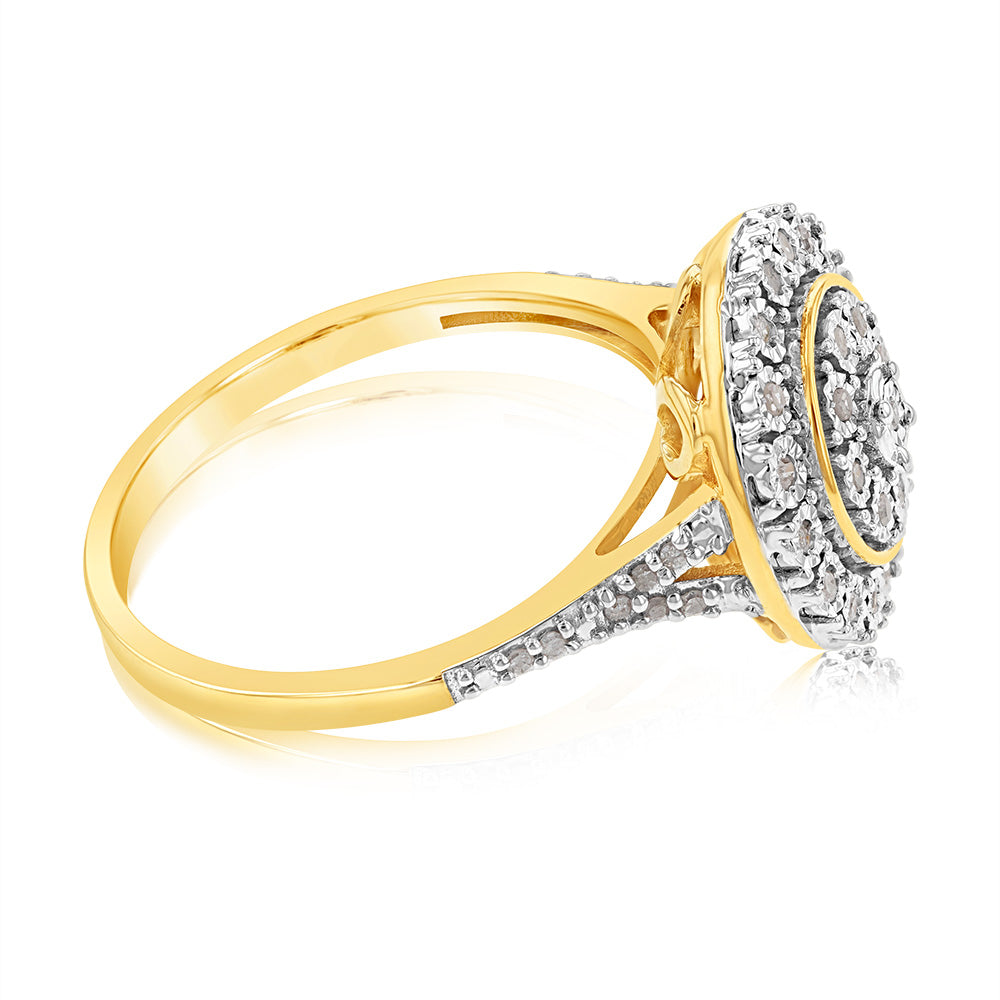 9ct Yellow Gold Diamond Ring With 35 Brilliant Cut Diamonds