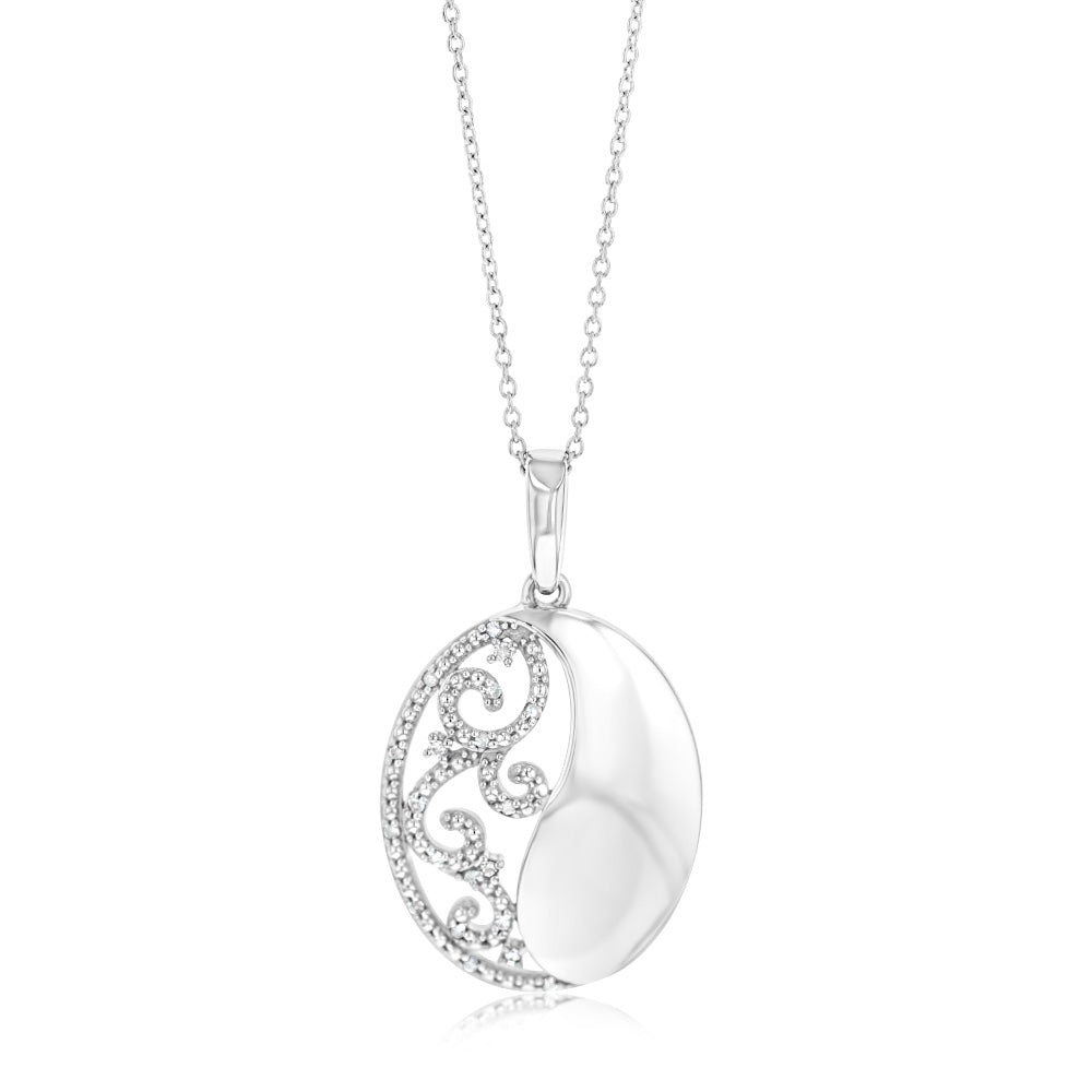 1/10 Carat Diamond Circle Pendant in Sterling Silver