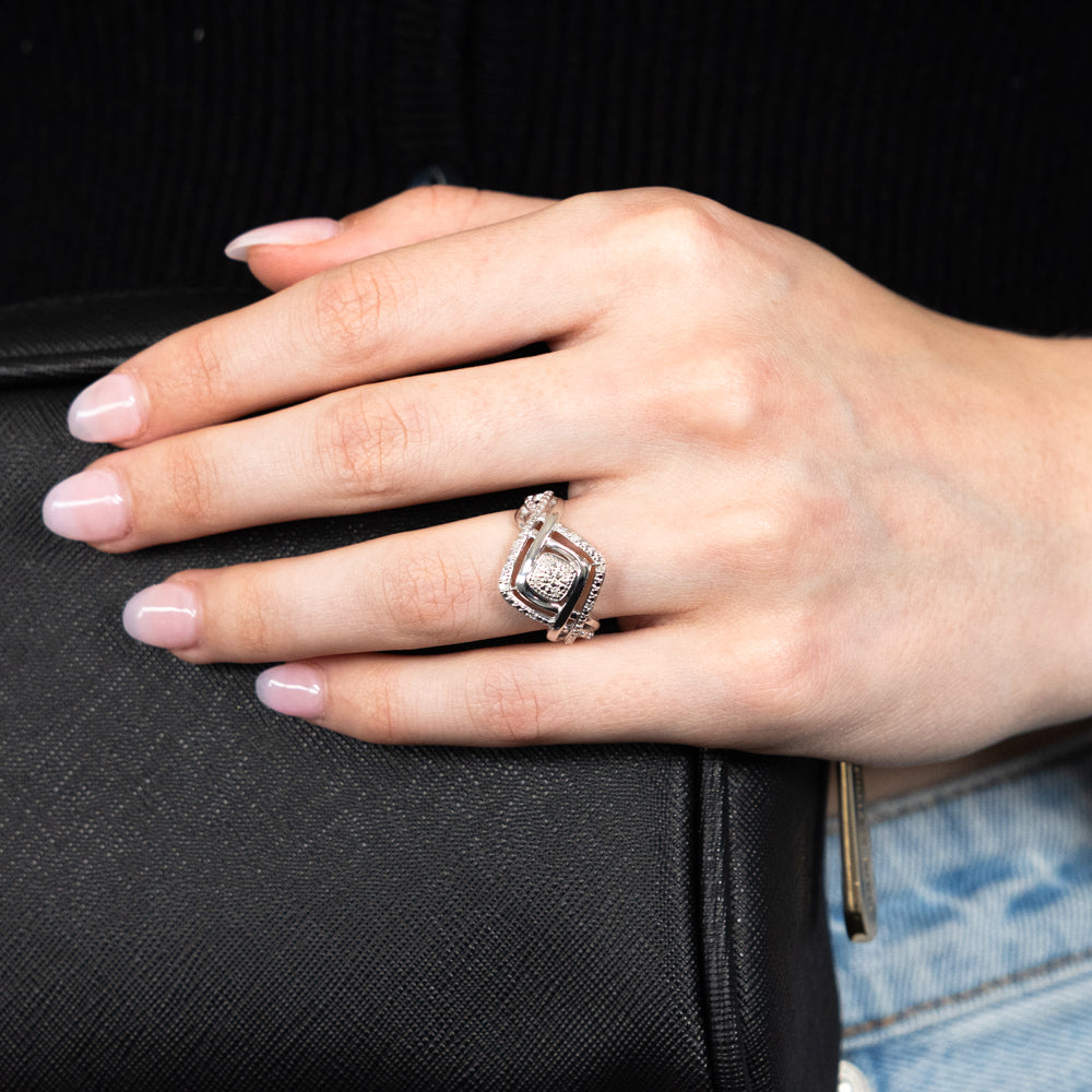 Sterling Silver Diamond Ring with 10 Brilliant Cut Diamonds