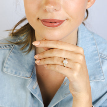 0.66 Carat Diamond 2 Ring Bridal Set in 9ct Yellow Gold