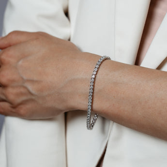 1/2 Carat Diamond 18cm Tennis Bracelet with Brilliant Cut Diamonds in Sterling Silver