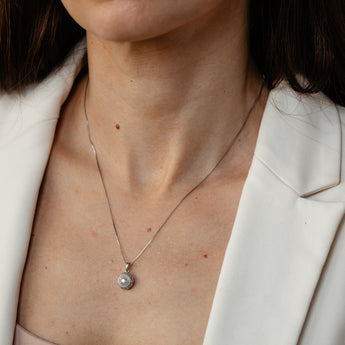 1/5 Carat Diamond Pendant in 10ct White Gold on 46cm Chain