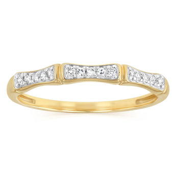 Diamond Ring in 9ct Yellow Gold