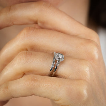 1/4 Carat Diamond 2-Ring Bridal Set in 9ct White Gold
