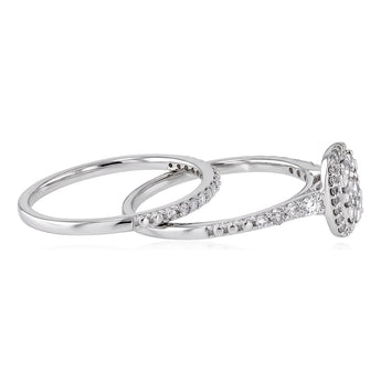 0.65 Carat Diamond 2-Ring Bridal Set in Platinum