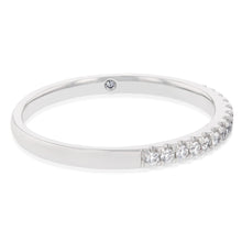 Load image into Gallery viewer, Flawless Cut Platinum Claw Set Diamond Ring