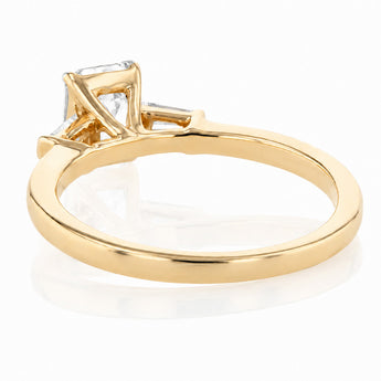 Luminesce Lab Grown 18ct Yellow Gold 1.1 Carat Emerald Diamond Ring