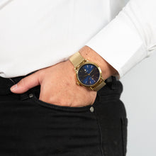 Load image into Gallery viewer, Maserati R8853118020 Epoca Blue Dial Gold Tone Mesh Mens Watch