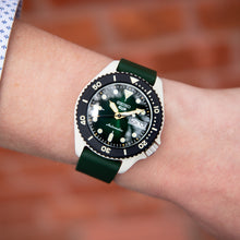 Load image into Gallery viewer, Seiko 5 Sports Automatic SRPG73K Green