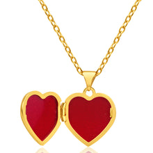 Load image into Gallery viewer, 9ct Yellow Gold Heart Shaped Locket with &#39;Special Mum&#39; and Flower Pattern