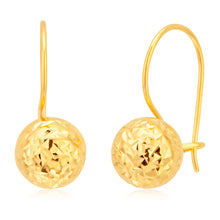 Load image into Gallery viewer, 9ct Yellow Gold 7mm Diamond Cut Euroball Earrings