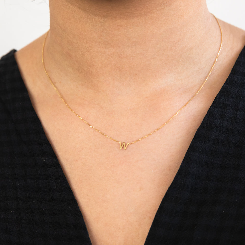 9ct Yellow Gold Initial "W" Pendant on 43cm Chain