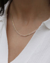 Load image into Gallery viewer, Silverfilled Curb 45cm Necklace