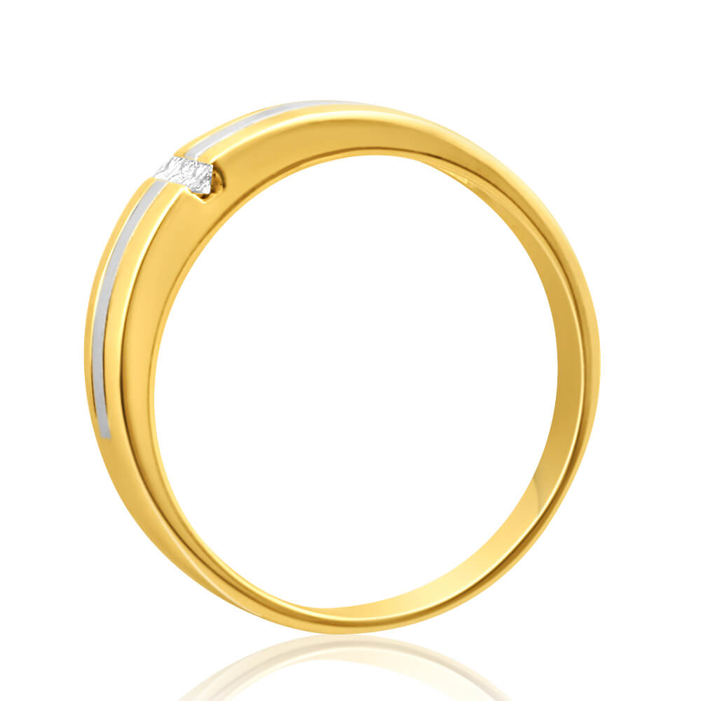 9ct Yellow Gold Grooved Gents Diamond Ring