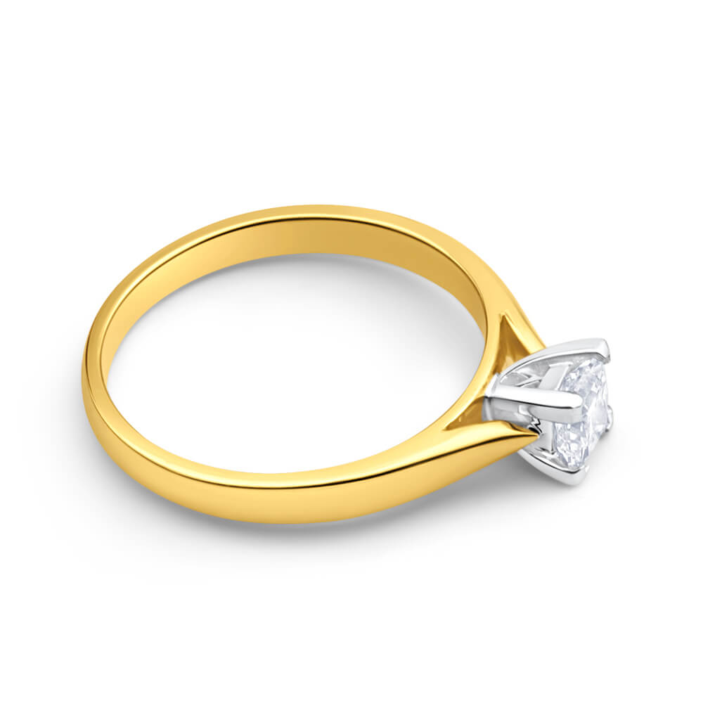 18ct Yellow Gold Solitaire Ring With 0.5 Carat Diamond