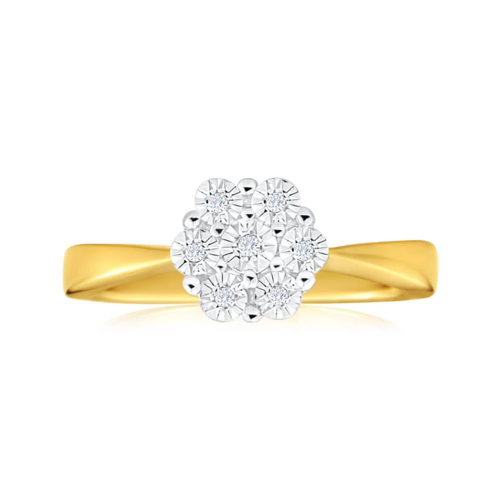 9ct Yellow Gold Diamond Ring Set With 7 Diamonds