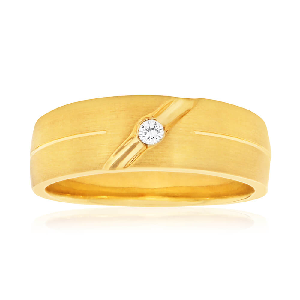 9ct Yellow Gold Round Brilliant Bezel Set Diamond Ring