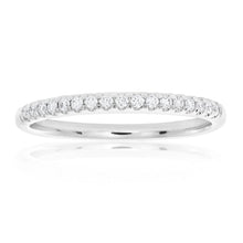 Load image into Gallery viewer, 18ct White Gold Diamond Ring with 17 Brilliant Diamonds