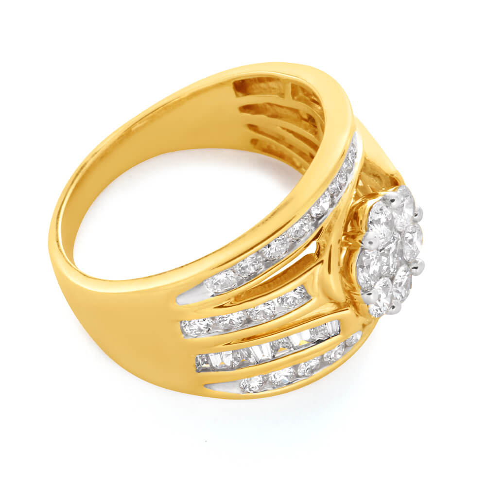 9ct Yellow Gold 2 Carat Diamond Ring with Beautiful Brilliant and Tapered Diamonds