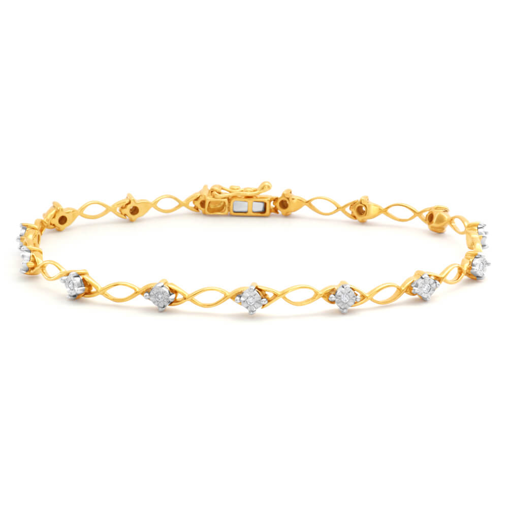 9ct Superb Yellow Gold Diamond 17.5cm Bracelet with 15 Brilliant Diamonds