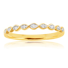 Load image into Gallery viewer, 9ct Yellow Gold Diamond Ring with 9 Brilliant Diamonds