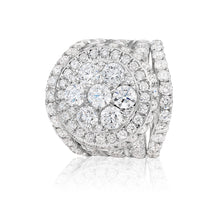 Load image into Gallery viewer, 14ct White Gold 3 Ring Bridal Set With 7.00 Carats of White Diamonds