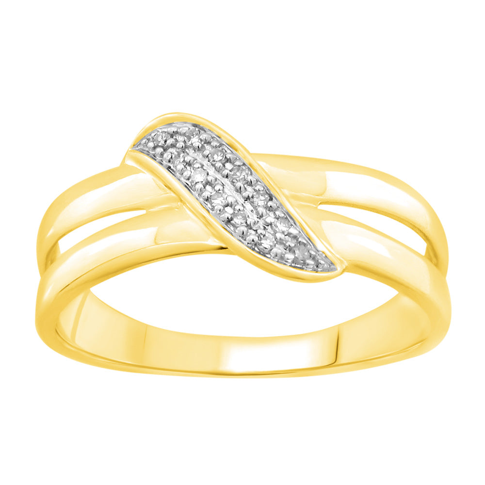 9ct Yellow Gold Diamond Ring with 12 Briliiant Diamonds