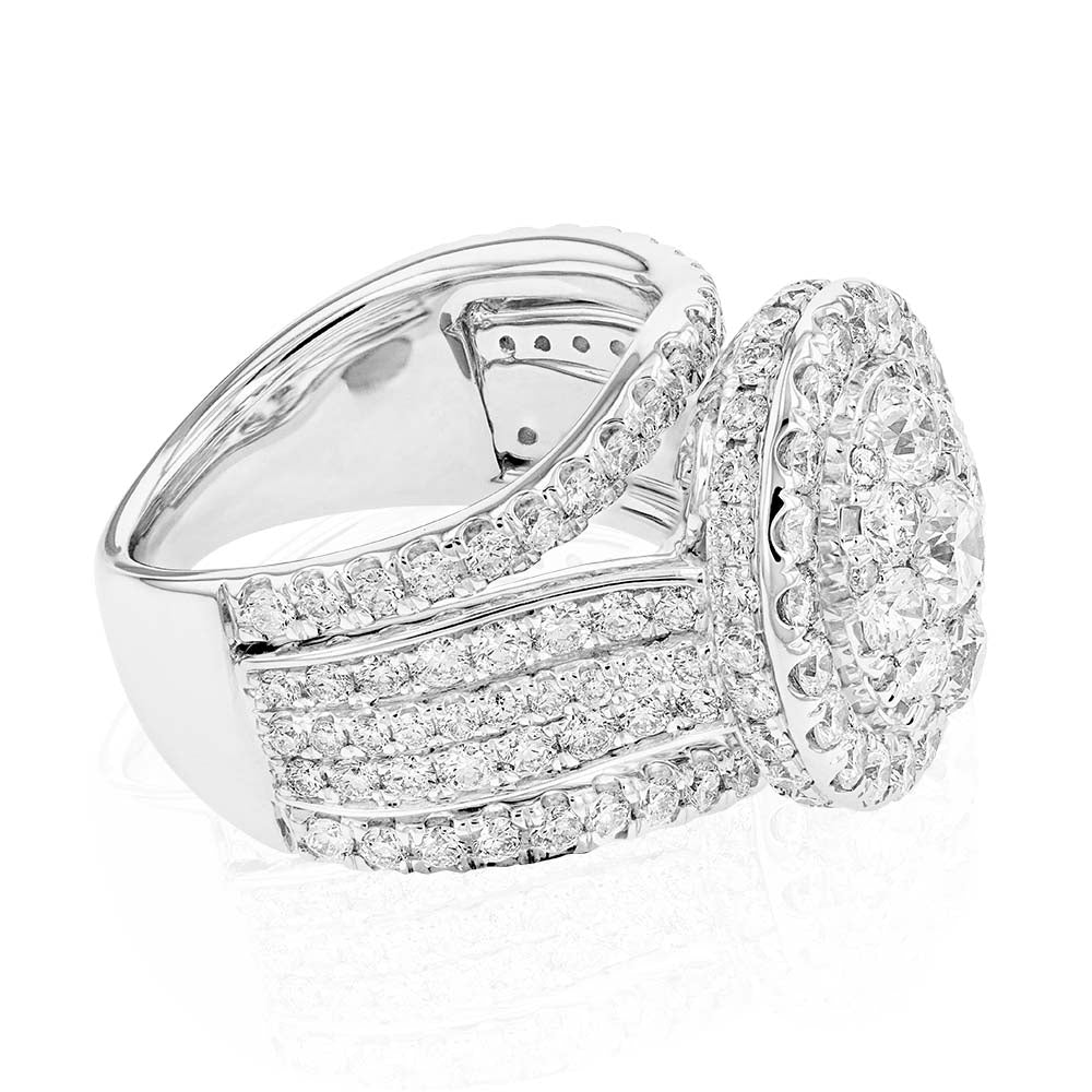 14ct White Gold 4 Carat Diamond Oval Shaped Cluster Ring