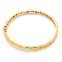 Load image into Gallery viewer, Flawless 9ct Yellow gold 60mm Oval Diamond Bangle (TW=1/4 carat)