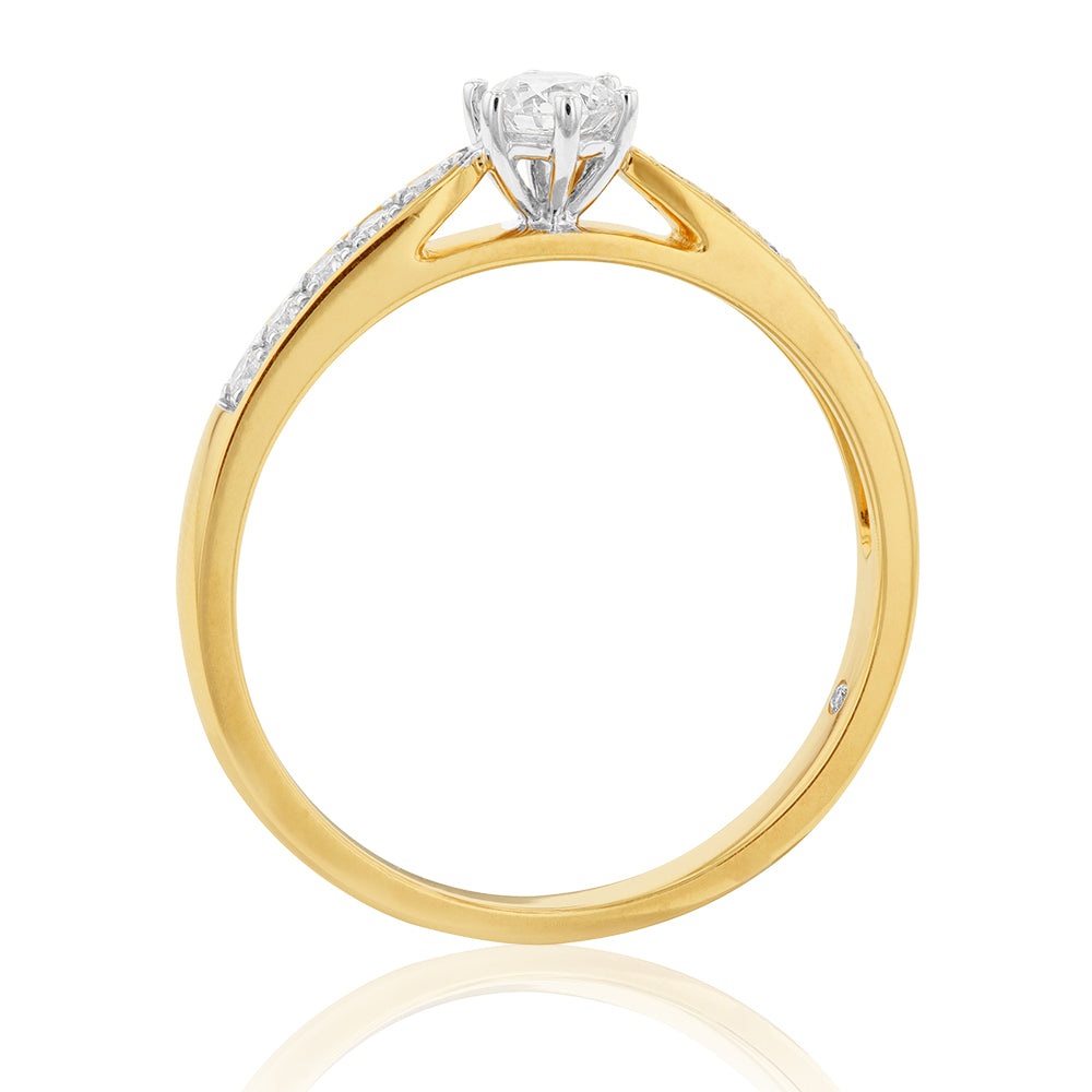Flawless Cut 18ct Yellow Gold Ring with 3/8 Carat of Diamonds