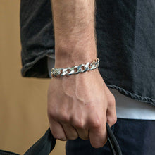 Load image into Gallery viewer, Sterling Silver 350 Gauge Diamond Cut 23cm Curb Bracelet